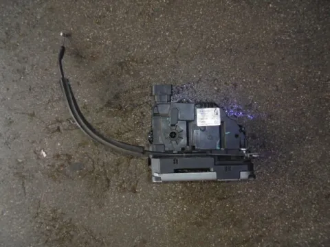 Ηλεκτρομαγνητική Κλειδαριά Εμπρός Δεξιά 6 PIN  για CITROEN JUMPER (2006 - 2014) Ηλεκτρομαγνητική Κλειδαριά Εμπρός Δεξιά 6 PIN  για CITROEN JUMPER (2006 - 2014)