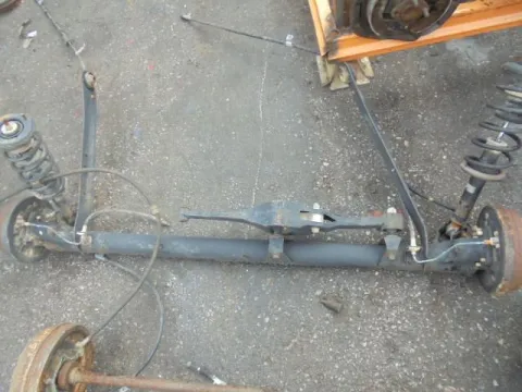 Πίσω Άξονας Ταμπούρα για NISSAN ALMERA (1995 - 1998) (N15) *ΔΒ* Πίσω Άξονας Ταμπούρα για NISSAN ALMERA (1995 - 1998) (N15) *ΔΒ*