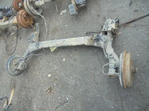 Πίσω Άξονας Ταμπούρα -ABS για AUDI A4 (1999 - 2001) (8D) *ΔΒ* Πίσω Άξονας Ταμπούρα -ABS για AUDI A4 (1999 - 2001) (8D) *ΔΒ*