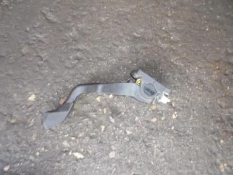 Πετάλ Γκαζιού για PEUGEOT 407 (2004 - 2008) (6D_) Πετάλ Γκαζιού για PEUGEOT 407 (2004 - 2008) (6D_)