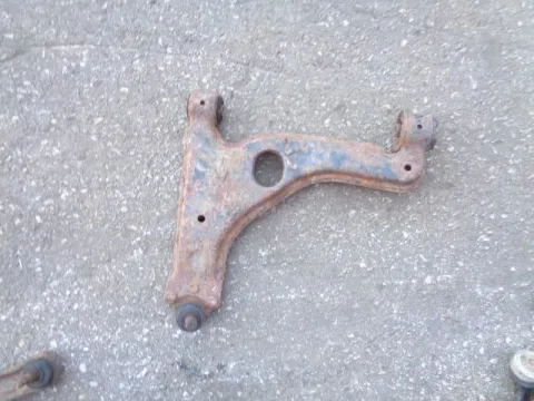 Ψαλίδι Εμπρός Αριστερό για OPEL VECTRA (1996 - 1998) B , (1999 - 2002) B ΠΑΛΕΤΑ 1 *223236* Ψαλίδι Εμπρός Αριστερό για OPEL VECTRA (1996 - 1998) B , (1999 - 2002) B ΠΑΛΕΤΑ 1 *223236*