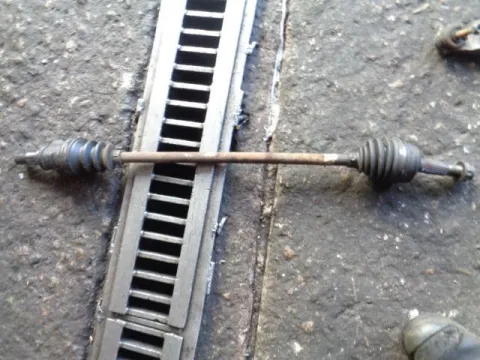 Ημιαξόνιο Εμπρός Δεξί  (1KR) για TOYOTA AYGO (2005 - 2009) (B10) 1000 1KR-FE petrol 68 KGB10 Ημιαξόνιο Εμπρός Δεξί  (1KR) για TOYOTA AYGO (2005 - 2009) (B10) 1000 1KR-FE petrol 68 KGB10