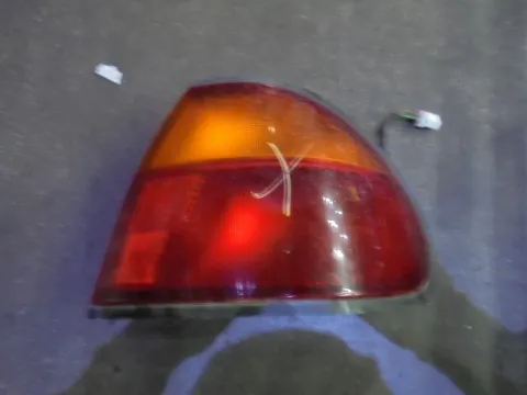 Φανάρι Πίσω Δεξί για MAZDA 323 (1995 - 1998) (BA) Sedan - 4dr Φανάρι Πίσω Δεξί για MAZDA 323 (1995 - 1998) (BA) Sedan - 4dr