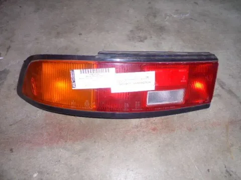 Φανάρι Πίσω Αριστερό (ΡΑΓΙΣΜΕΝΟ) για MAZDA 323F (1989 - 1994) (BG) Φανάρι Πίσω Αριστερό (ΡΑΓΙΣΜΕΝΟ) για MAZDA 323F (1989 - 1994) (BG)