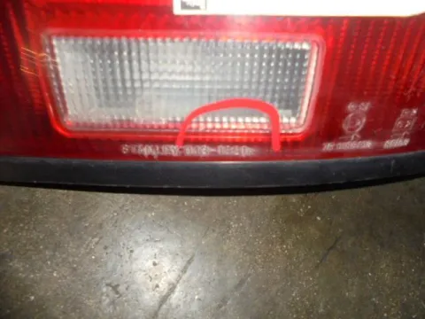 Φανάρι Πίσω Δεξί (ΡΑΓΙΣΜΕΝΟ) για MAZDA 323F (1989 - 1994) (BG) - 