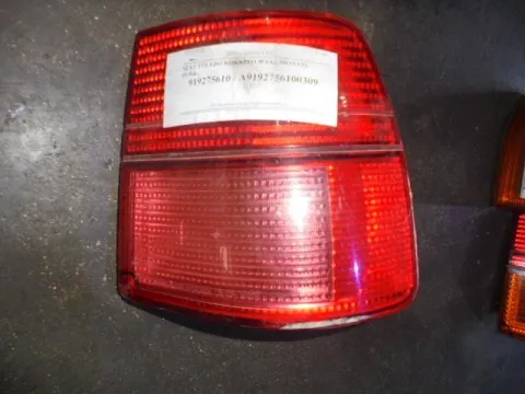 Φανάρι Πίσω Δεξί (ΕΛΑΤΤΩΜΑΤΙΚΟ) για SEAT TOLEDO (1995 - 1998) (1LZ) Φανάρι Πίσω Δεξί (ΕΛΑΤΤΩΜΑΤΙΚΟ) για SEAT TOLEDO (1995 - 1998) (1LZ)