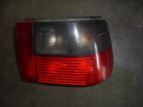 Φανάρι Πίσω Δεξί (ΡΑΓΙΣΜΕΝΟ) για SEAT IBIZA (1995 - 1997) (6K) Φανάρι Πίσω Δεξί (ΡΑΓΙΣΜΕΝΟ) για SEAT IBIZA (1995 - 1997) (6K)