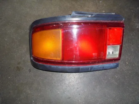Φανάρι Πίσω Αριστερό για MAZDA 323 (1986 - 1989) (BF) Sedan - 4dr Φανάρι Πίσω Αριστερό για MAZDA 323 (1986 - 1989) (BF) Sedan - 4dr