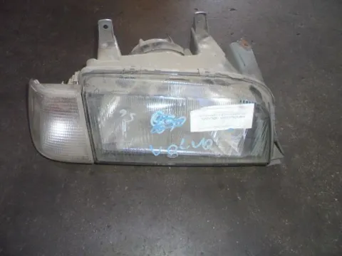 Φανάρι Εμπρός Δεξί για VOLVO 460 (1994 - 1997)