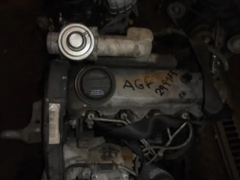 Κινητήρας Κορμός - Καπάκι AGR για VW GOLF (1998 - 2004) Mk4 (1J1) 1900 (AGR) Diesel 90 TDI Κινητήρας Κορμός - Καπάκι AGR για VW GOLF (1998 - 2004) Mk4 (1J1) 1900 (AGR) Diesel 90 TDI