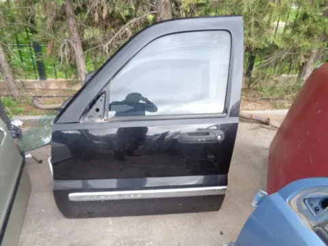 Πόρτα Εμπρός Αριστερή για JEEP CHEROKEE (2002 -2005) (KJ) *Γ* Πόρτα Εμπρός Αριστερή για JEEP CHEROKEE (2002 -2005) (KJ) *Γ*
