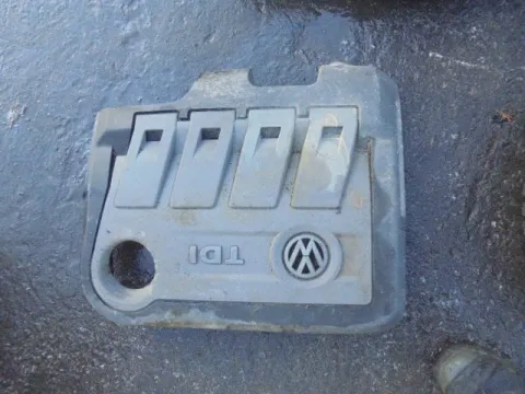Ψευτοκάπακο Κάλυμμα Κινητήρα 03L103925D για VW PASSAT CC (2008 - 2013) *ΔΒ* Ψευτοκάπακο Κάλυμμα Κινητήρα 03L103925D για VW PASSAT CC (2008 - 2013) *ΔΒ*