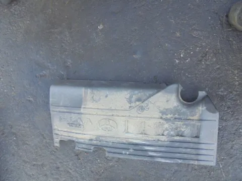 Ψευτοκάπακο Κάλυμμα Κινητήρα 12611-0Y010  για TOYOTA YARIS (2009 - 2012) (XP90) *ΔΒ* Ψευτοκάπακο Κάλυμμα Κινητήρα 12611-0Y010  για TOYOTA YARIS (2009 - 2012) (XP90) *ΔΒ*