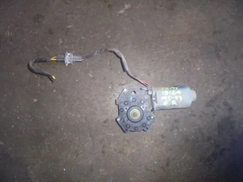 Γρύλος Παραθύρου Μοτερ Εμπρός Δεξί 2pin για SEAT IBIZA (1995 - 1997) (6K) Γρύλος Παραθύρου Μοτερ Εμπρός Δεξί 2pin για SEAT IBIZA (1995 - 1997) (6K)