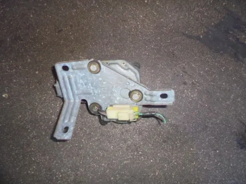 Μοτέρ Κίνησης Πίσω Υαλοκαθαριστήρων για NISSAN PRIMERA (1996 - 1999) (P11) Liftback - 5dr , (1999 - 2001) (P11) Μοτέρ Κίνησης Πίσω Υαλοκαθαριστήρων για NISSAN PRIMERA (1996 - 1999) (P11) Liftback - 5dr , (1999 - 2001) (P11)