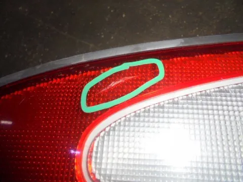 Φανάρι Πίσω Δεξί Καπού ΡΑΓΙΣΜΕΝΟ για HYUNDAI H-1 STAREX (1998 - 2001) -  Φανάρι Πίσω Δεξί Καπού ΡΑΓΙΣΜΕΝΟ για HYUNDAI H-1 STAREX (1998 - 2001) -