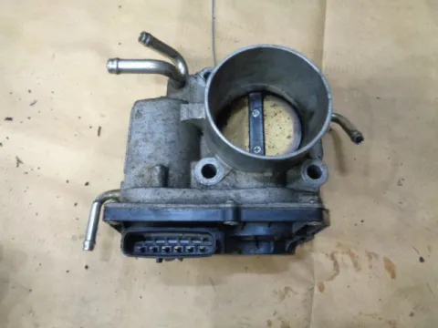 Σώμα Πεταλούδας (2203028070) για TOYOTA RAV-4 (2006 - 2009) (XA30) Σώμα Πεταλούδας (2203028070) για TOYOTA RAV-4 (2006 - 2009) (XA30)