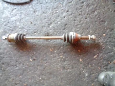 Ημιαξόνιο Πίσω Αριστερό Με ABS για MITSUBISHI OUTLANDER (2003 - 2006) (CU) Ημιαξόνιο Πίσω Αριστερό Με ABS για MITSUBISHI OUTLANDER (2003 - 2006) (CU)