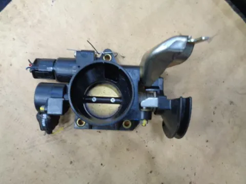Σώμα Πεταλούδας (89452-5201) για TOYOTA YARIS (1999 - 2002) (XP10) Σώμα Πεταλούδας (89452-5201) για TOYOTA YARIS (1999 - 2002) (XP10)