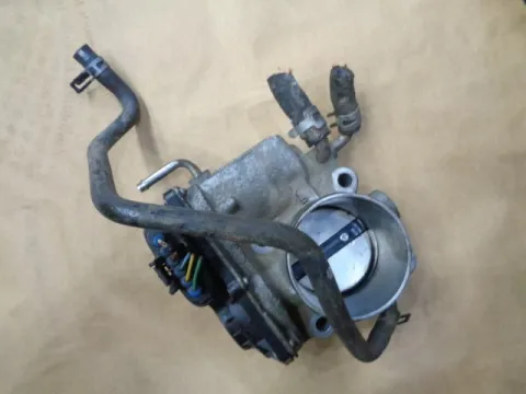 Σώμα Πεταλούδας (22030-28070) για TOYOTA COROLLA (2007 - 2010) , RAV-4 (2006 - 2009) (XA30) , (2009 - 2011) (XA30) Σώμα Πεταλούδας (22030-28070) για TOYOTA COROLLA (2007 - 2010) , RAV-4 (2006 - 2009) (XA30) , (2009 - 2011) (XA30)