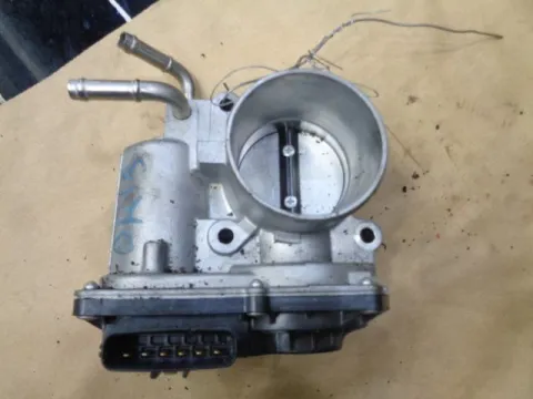 Σώμα Πεταλούδας (22030-47010) για TOYOTA YARIS (2009 - 2012) (XP90) Σώμα Πεταλούδας (22030-47010) για TOYOTA YARIS (2009 - 2012) (XP90)