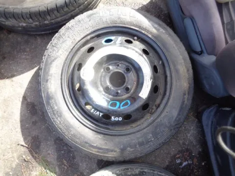Ζαντολάστιχο ΡΕΖΕΡΒΑ PIRELLI 135/80/14  για FIAT 500 (2012 - ) (L)     *Δ* Ζαντολάστιχο ΡΕΖΕΡΒΑ PIRELLI 135/80/14  για FIAT 500 (2012 - ) (L)     *Δ*