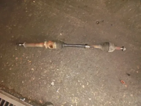 Ημιαξόνιο Εμπρός Δεξί για RENAULT CLIO (2001 - 2005) (BB_) (CB_) 1200 (D4K12) Pet 75 16valve Ημιαξόνιο Εμπρός Δεξί για RENAULT CLIO (2001 - 2005) (BB_) (CB_) 1200 (D4K12) Pet 75 16valve