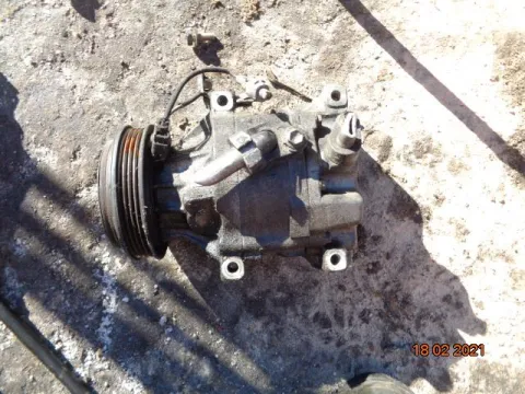 Συμπιεστής A-C (Κομπρέσορας) για TOYOTA YARIS (1999 - 2002) (XP10) 1000 1SZ-FE petrol 68 SCP10 Συμπιεστής A-C (Κομπρέσορας) για TOYOTA YARIS (1999 - 2002) (XP10) 1000 1SZ-FE petrol 68 SCP10