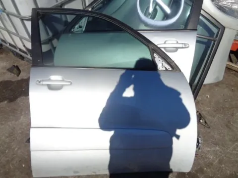 Πόρτα Εμπρός Δεξιά για TOYOTA RAV-4 (2000 - 2004) (XA20) *Ε* Πόρτα Εμπρός Δεξιά για TOYOTA RAV-4 (2000 - 2004) (XA20) *Ε*