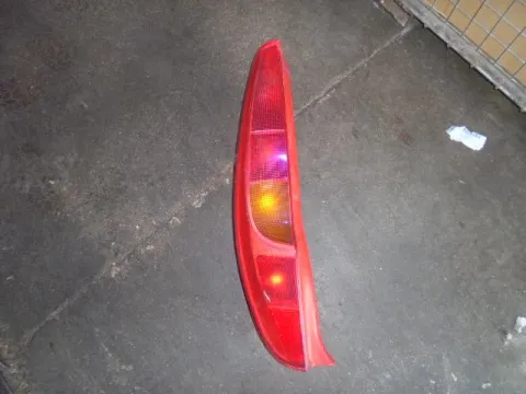 Φανάρι Πίσω Αριστερό (Ελαττωματικό) για FIAT PUNTO (1999 - 2003) (188) Ηatchback - 5dr , (2003 - 2008) (188) Φανάρι Πίσω Αριστερό (Ελαττωματικό) για FIAT PUNTO (1999 - 2003) (188) Ηatchback - 5dr , (2003 - 2008) (188)