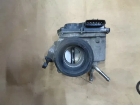 Σώμα Πεταλούδας (2203040010) για TOYOTA IQ (2009 - ) (AJ1) Σώμα Πεταλούδας (2203040010) για TOYOTA IQ (2009 - ) (AJ1)