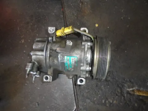Συμπιεστής A-C (Κομπρέσορας) 9646273880 για PEUGEOT 206 (2002 - 2009) Συμπιεστής A-C (Κομπρέσορας) 9646273880 για PEUGEOT 206 (2002 - 2009)