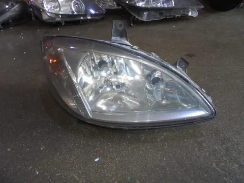 Φανάρι Εμπρός Δεξί για MERCEDES VITO (2004 - 2010) (W639) Φανάρι Εμπρός Δεξί για MERCEDES VITO (2004 - 2010) (W639)