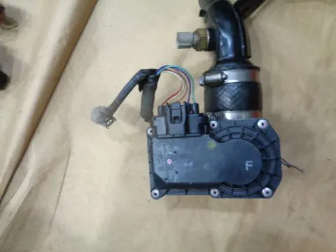 Σώμα Πεταλούδας (26100-0Ν030) για TOYOTA AURIS (2009 - 2013) , (2013 - 2015) , YARIS (2009 - 2012) (XP90) , (2012 - 2014) ( ) DIESEL Σώμα Πεταλούδας (26100-0Ν030) για TOYOTA AURIS (2009 - 2013) , (2013 - 2015) , YARIS (2009 - 2012) (XP90) , (2012 - 2014) ( ) DIESEL