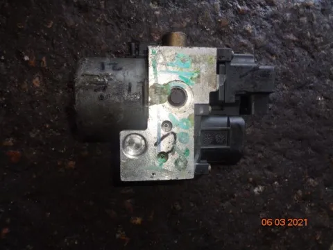 Μονάδα ABS 0265216411 για AUDI A4 (1999 - 2001) (8D) Μονάδα ABS 0265216411 για AUDI A4 (1999 - 2001) (8D)