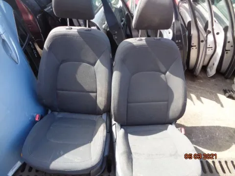 Καθίσματα Σετ Εμπρός με Αερόσακο Δεξή για KIA RIO (2012- 2015) Hatchback - 5dr Καθίσματα Σετ Εμπρός με Αερόσακο Δεξή για KIA RIO (2012- 2015) Hatchback - 5dr