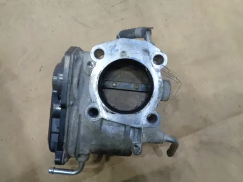 Σώμα Πεταλούδας 2203028070 για TOYOTA RAV-4 (2006 - 2009) (XA30) , (2009 - 2011) (XA30) , COROLLA (2007 - 2010) Σώμα Πεταλούδας 2203028070 για TOYOTA RAV-4 (2006 - 2009) (XA30) , (2009 - 2011) (XA30) , COROLLA (2007 - 2010)