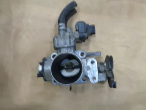 Σώμα Πεταλούδας ( 22210-02140 ) για TOYOTA AVENSIS (1997 - 2000) (T220) , (2000 - 2003) (T220) Σώμα Πεταλούδας ( 22210-02140 ) για TOYOTA AVENSIS (1997 - 2000) (T220) , (2000 - 2003) (T220)