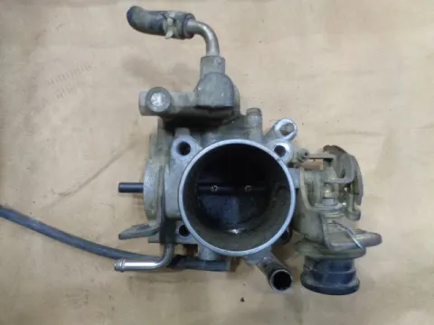 Σώμα Πεταλούδας 22210871 για DAIHATSU GRAN MOVE (1997 - 1999) (G303) Σώμα Πεταλούδας 22210871 για DAIHATSU GRAN MOVE (1997 - 1999) (G303)