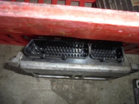 Εγκέφαλος Κινητήρα 0309060345 για VW FOX (2005 - ) (5Z1) 1400 (BKR) Petrol 75 , 1400 (BNM) 70 TDI ΤΕΛΑΡΟ 9*253676 -  Εγκέφαλος Κινητήρα 0309060345 για VW FOX (2005 - ) (5Z1) 1400 (BKR) Petrol 75 , 1400 (BNM) 70 TDI ΤΕΛΑΡΟ 9*253676 -