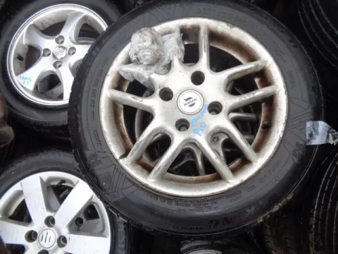 Ζαντολάστιχο VIKING 195/60/15 (30/16) 4αδα για NISSAN PRIMERA (1994 - 1996) (P10) Ζαντολάστιχο VIKING 195/60/15 (30/16) 4αδα για NISSAN PRIMERA (1994 - 1996) (P10)