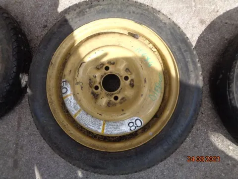 Ρεζέρβα 4Χ100 BRIDGESTONE 135/80/R15 για ΔΙΕΘΝΗ *Δ* Ρεζέρβα 4Χ100 BRIDGESTONE 135/80/R15 για ΔΙΕΘΝΗ *Δ*