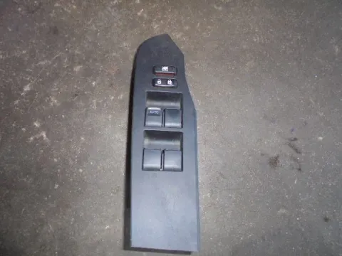 Διακόπτης Παραθύρων Κεντρικός Αριστερής 4πλος (15pin) για TOYOTA AURIS (2013 - 2015) Διακόπτης Παραθύρων Κεντρικός Αριστερής 4πλος (15pin) για TOYOTA AURIS (2013 - 2015)