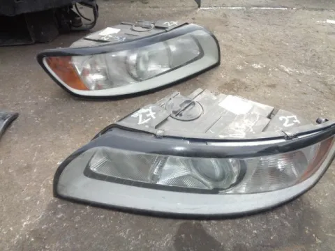 Μούρη (με καπό και φτερά) για VOLVO V50 (2004 - 2007) (MW) *Γ* -  Μούρη (με καπό και φτερά) για VOLVO V50 (2004 - 2007) (MW) *Γ* -