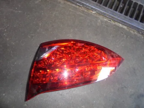 Φανάρι Πίσω Δεξί LED για PORSCHE CAYENNE (2011 - 2015) (958) Φανάρι Πίσω Δεξί LED για PORSCHE CAYENNE (2011 - 2015) (958)