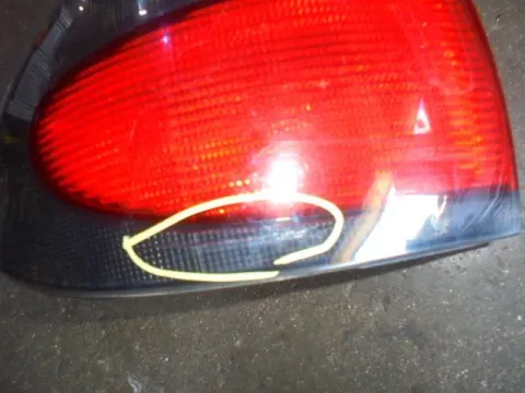 Φανάρι Πίσω Αριστερό (Ραγισμένο) για RENAULT MEGANE (1996 - 1998) (LA) (DA) (EA) (KA) ((LA) Sedan - 4dr -  Φανάρι Πίσω Αριστερό (Ραγισμένο) για RENAULT MEGANE (1996 - 1998) (LA) (DA) (EA) (KA) ((LA) Sedan - 4dr -