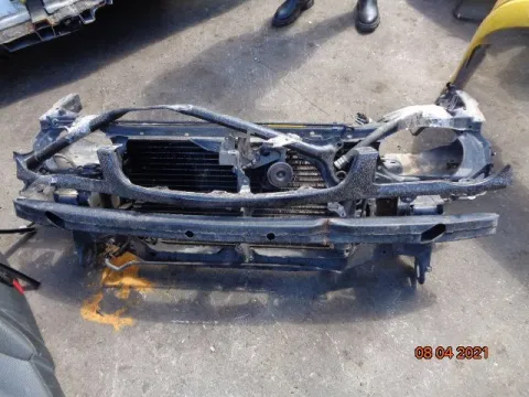 Μετώπη με Ψυγεία και Φανοστάτη για TOYOTA COROLLA (2000 - 2002) (ZE111) *Γ* Μετώπη με Ψυγεία και Φανοστάτη για TOYOTA COROLLA (2000 - 2002) (ZE111) *Γ*