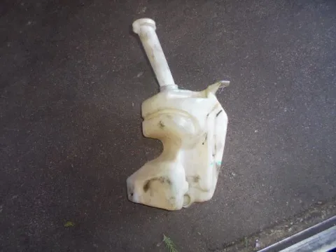 Δοχείο Υαλοκαθαριστήρων για CITROEN XSARA (1997 - 2000) , (2000 - 2003) Δοχείο Υαλοκαθαριστήρων για CITROEN XSARA (1997 - 2000) , (2000 - 2003)