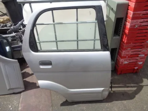 Πόρτα Πίσω Δεξιά για DAIHATSU TERIOS (1997 - 2000) (J100) *Ε* Πόρτα Πίσω Δεξιά για DAIHATSU TERIOS (1997 - 2000) (J100) *Ε*