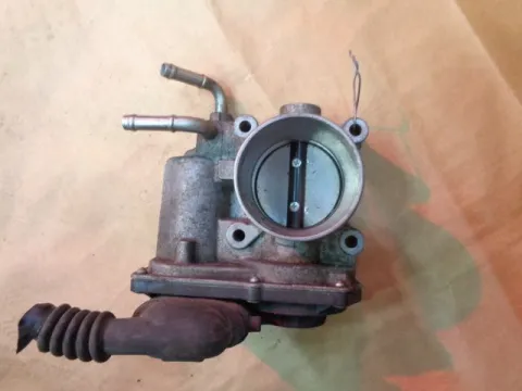 Σώμα Πεταλούδας 22030 - 47010 για TOYOTA AURIS (2009 - 2013) , AYGO (2009 - 2012) (B10) , VERSO (2009 - ) , YARIS (2009 - 2012) (XP90) Σώμα Πεταλούδας 22030 - 47010 για TOYOTA AURIS (2009 - 2013) , AYGO (2009 - 2012) (B10) , VERSO (2009 - ) , YARIS (2009 - 2012) (XP90)